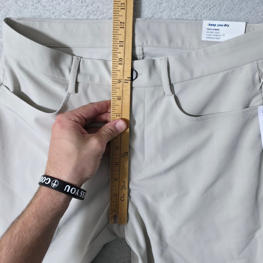 NEW Old Navy Tech Hybrid Pants Mens 30/32 Gray Slim Go-Dry Cool Stretch $55 - Picture 9 of 11